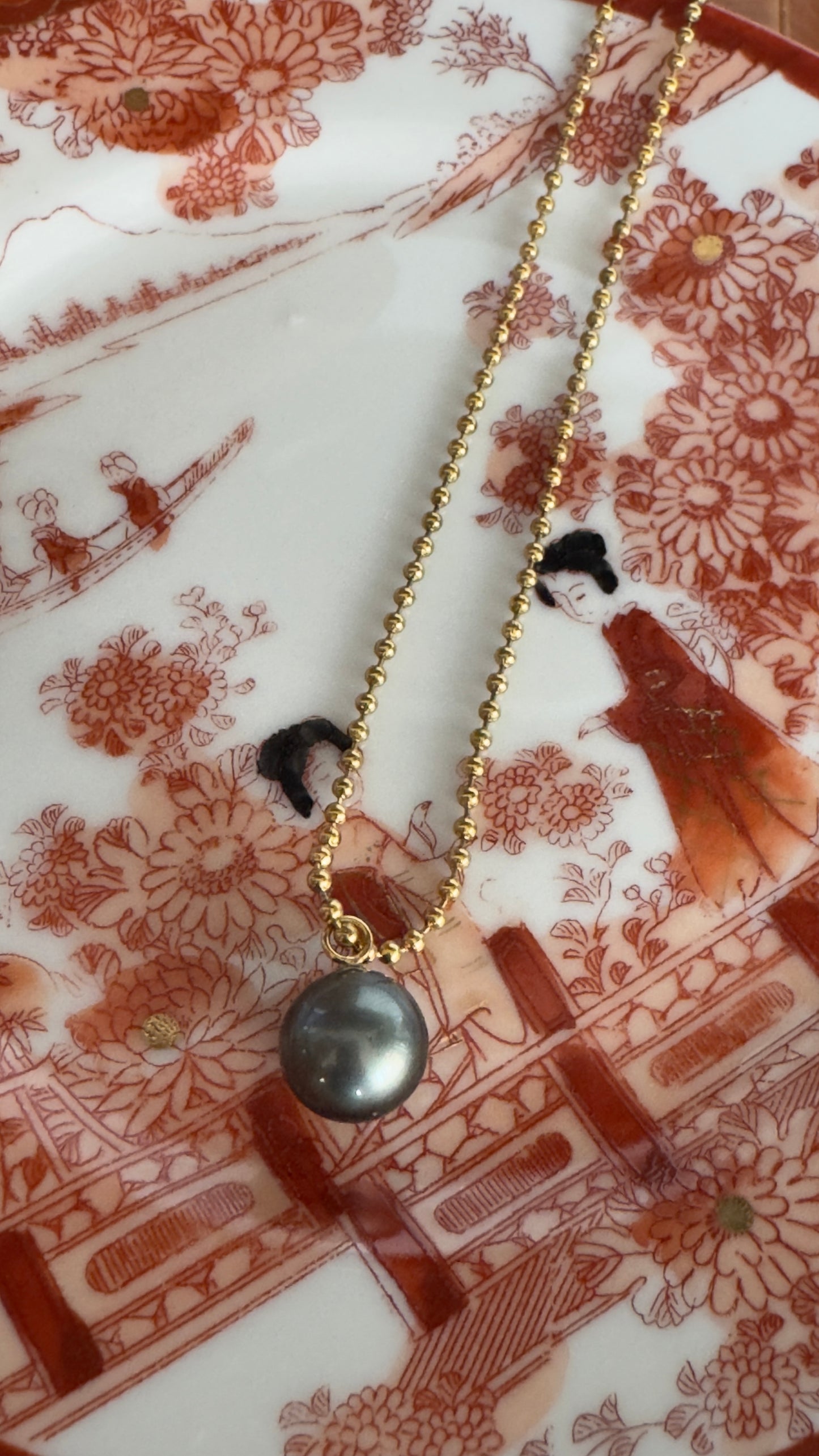 Collar Acero y Perla Gris Balcan