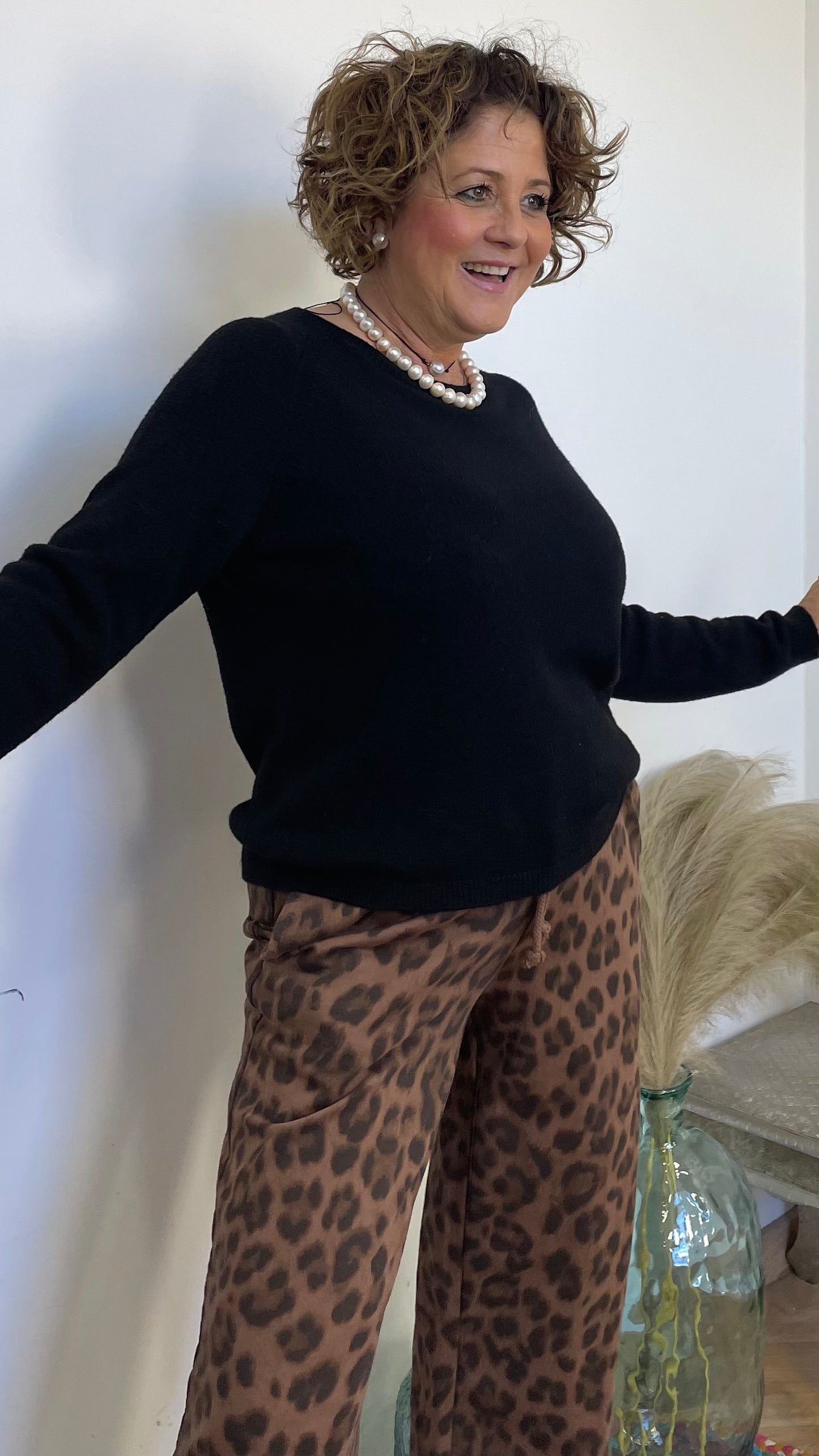 Penelope Basic Knit Crew Neck Sweater BDP