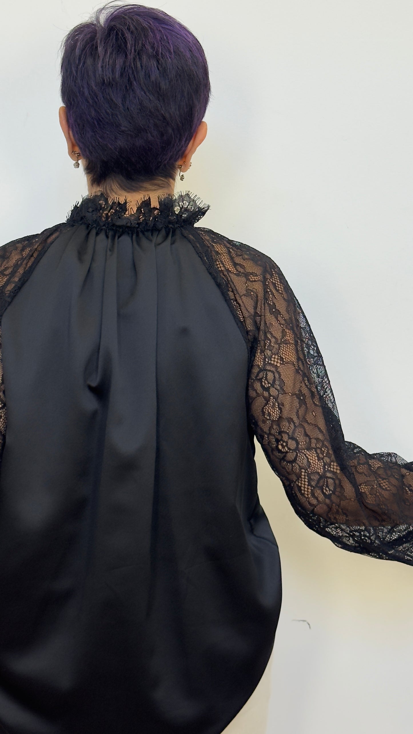 Valeria Satin Shirt with Lace Sleeves and Gathered Collar - BDP One Size