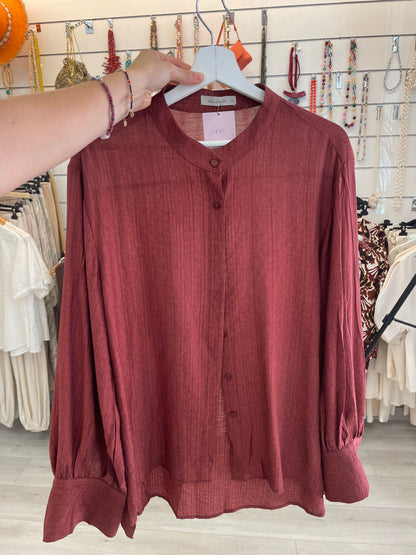 Camisa Cuello Mao Burdeos