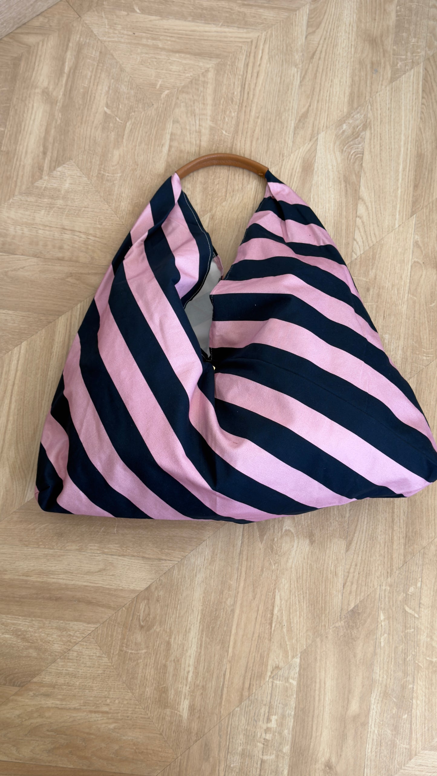 Bolso Grande Rayas Marino y Rosa