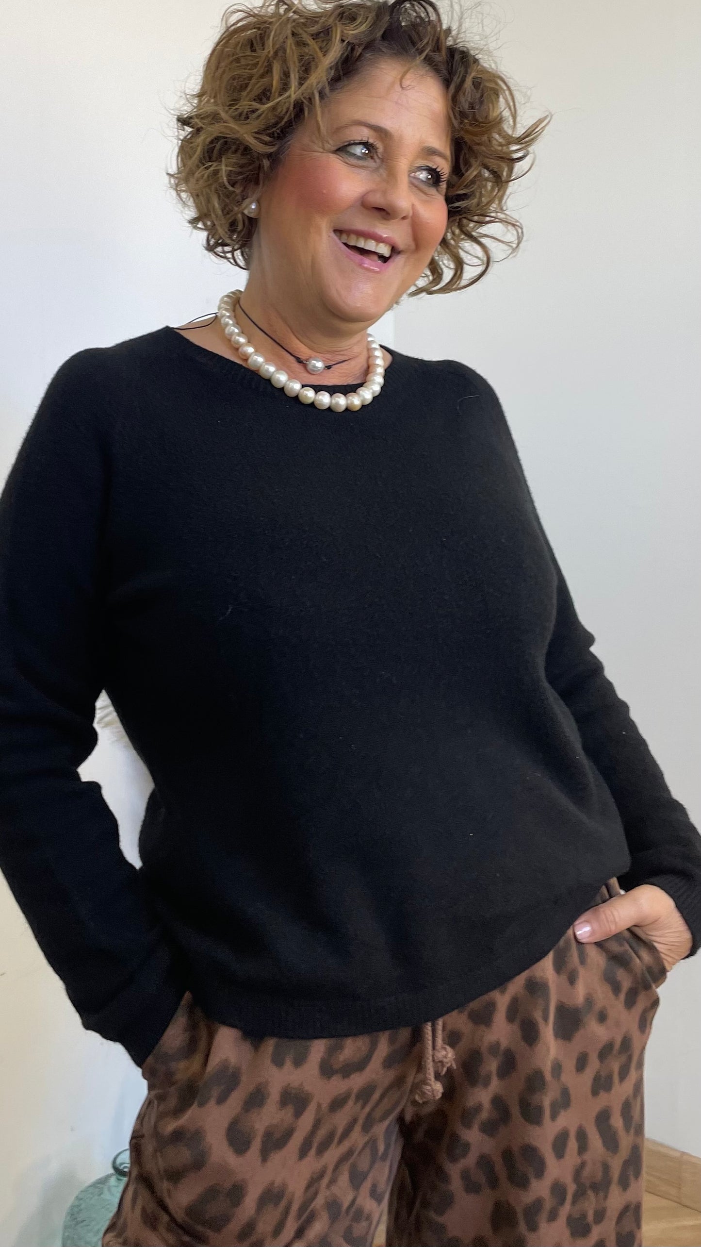 Penelope Basic Knit Crew Neck Sweater BDP