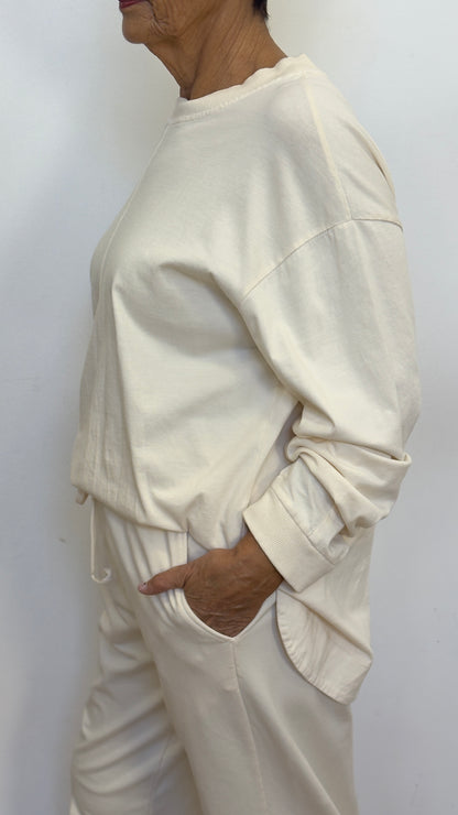Molina Cream Vanilla Sweatshirt, Fine Elegant BDP One Size
