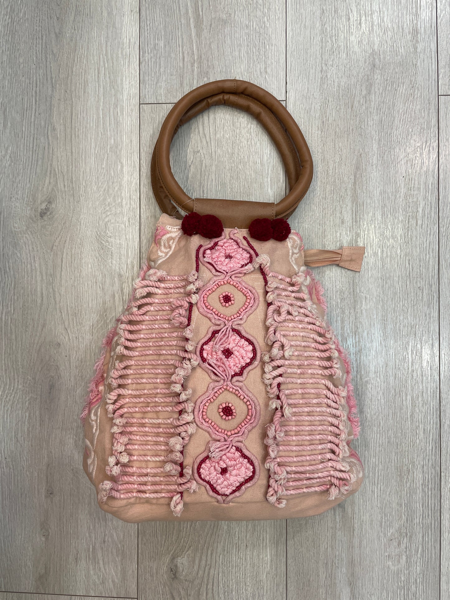 Bolso Artesanal Bordado Rosa