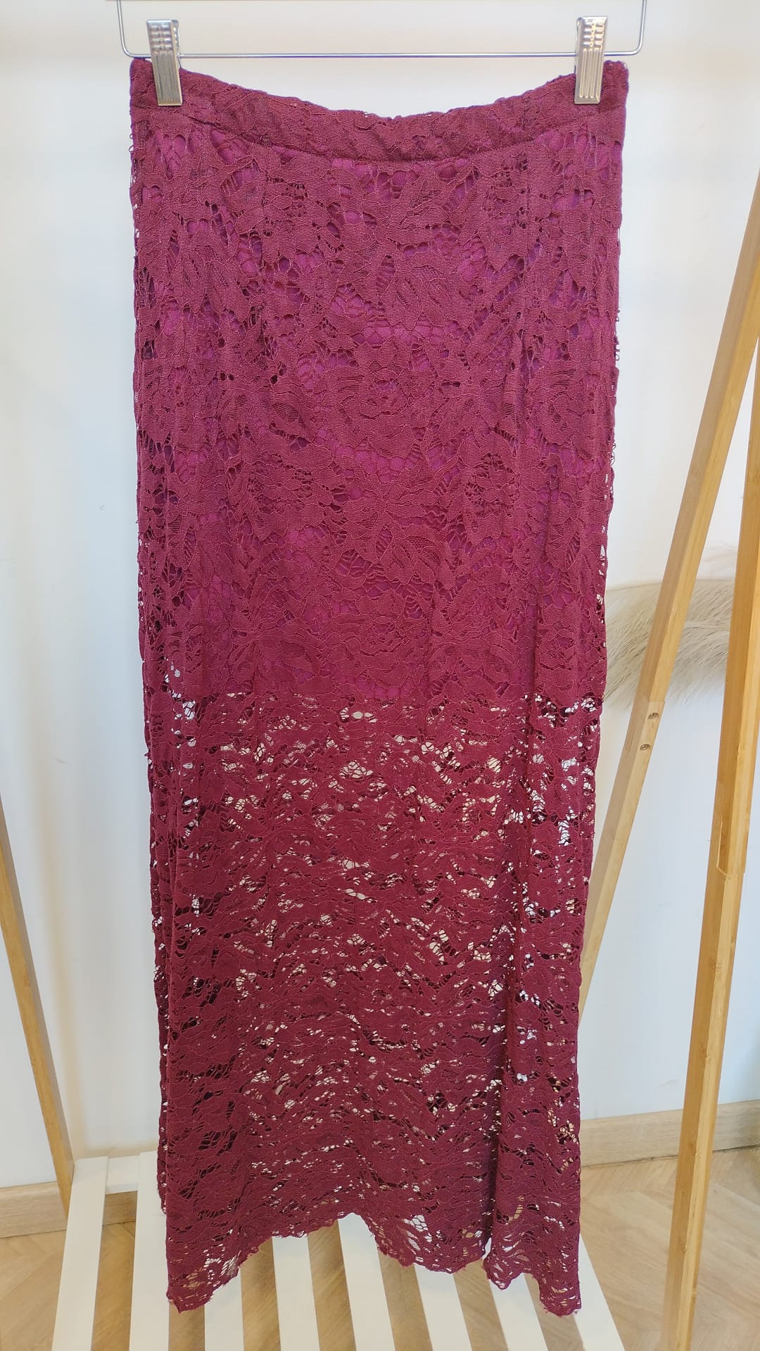 Falda Encaje Burdeos Babilonia