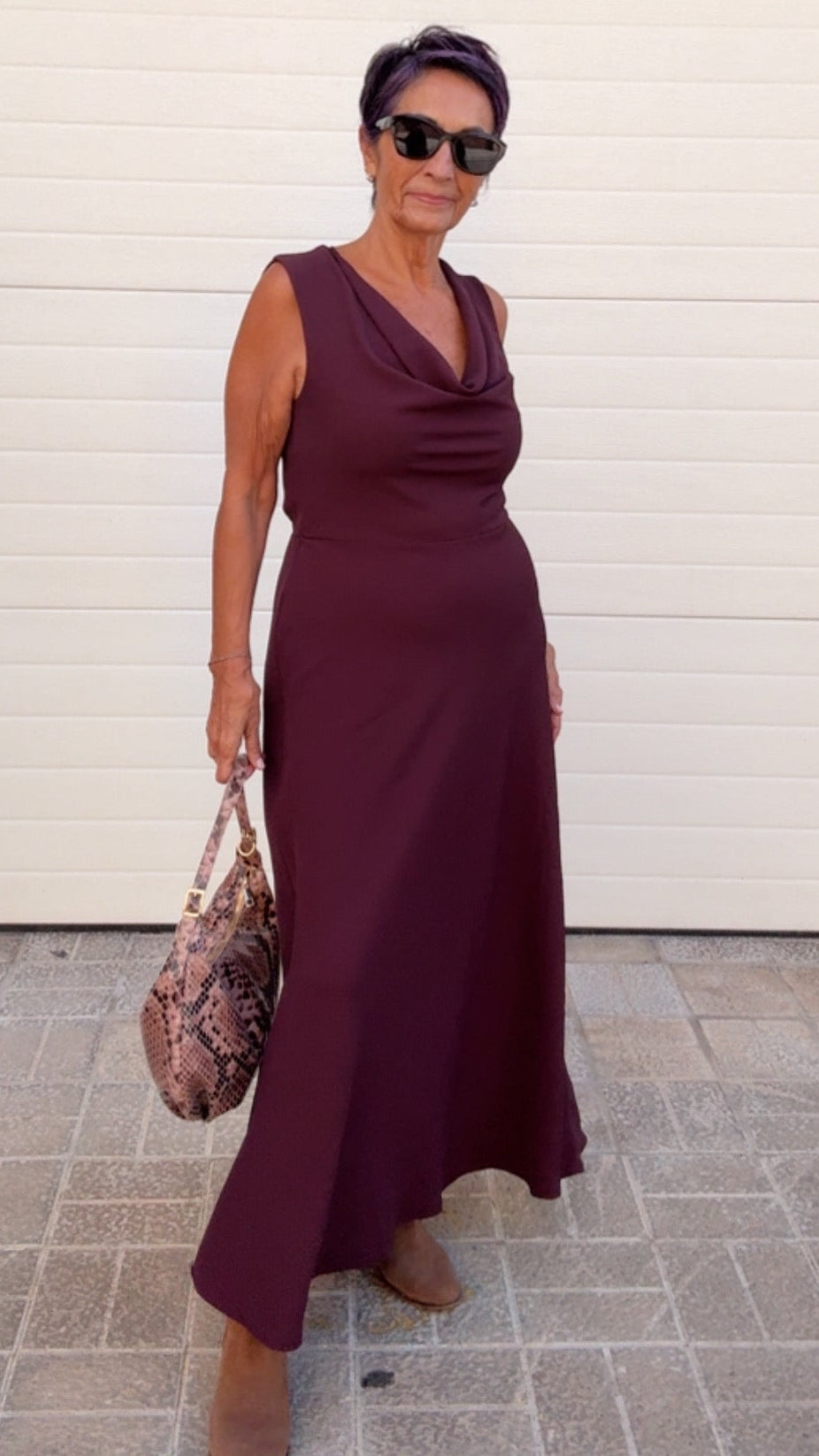 Vestido invitada burdeos Buenos días princesas